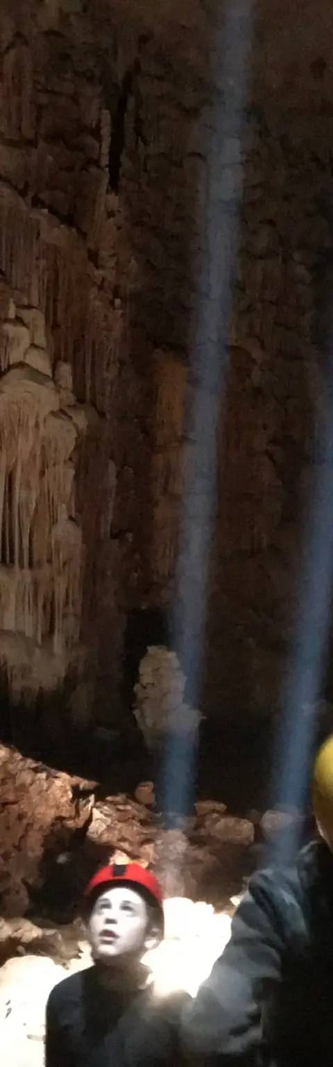 מערת קשת, אפריל 2018
